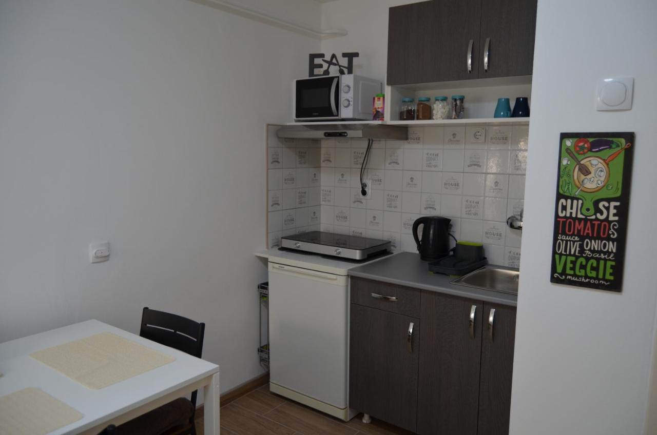 Mikmari Apartman Subotica Buitenkant foto