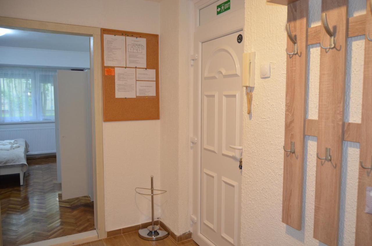 Mikmari Apartman Subotica Buitenkant foto